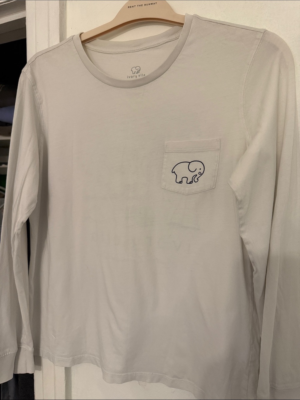 ivory ella womens Long-Sleeve Tee in Light Gray with Elephant Pocket